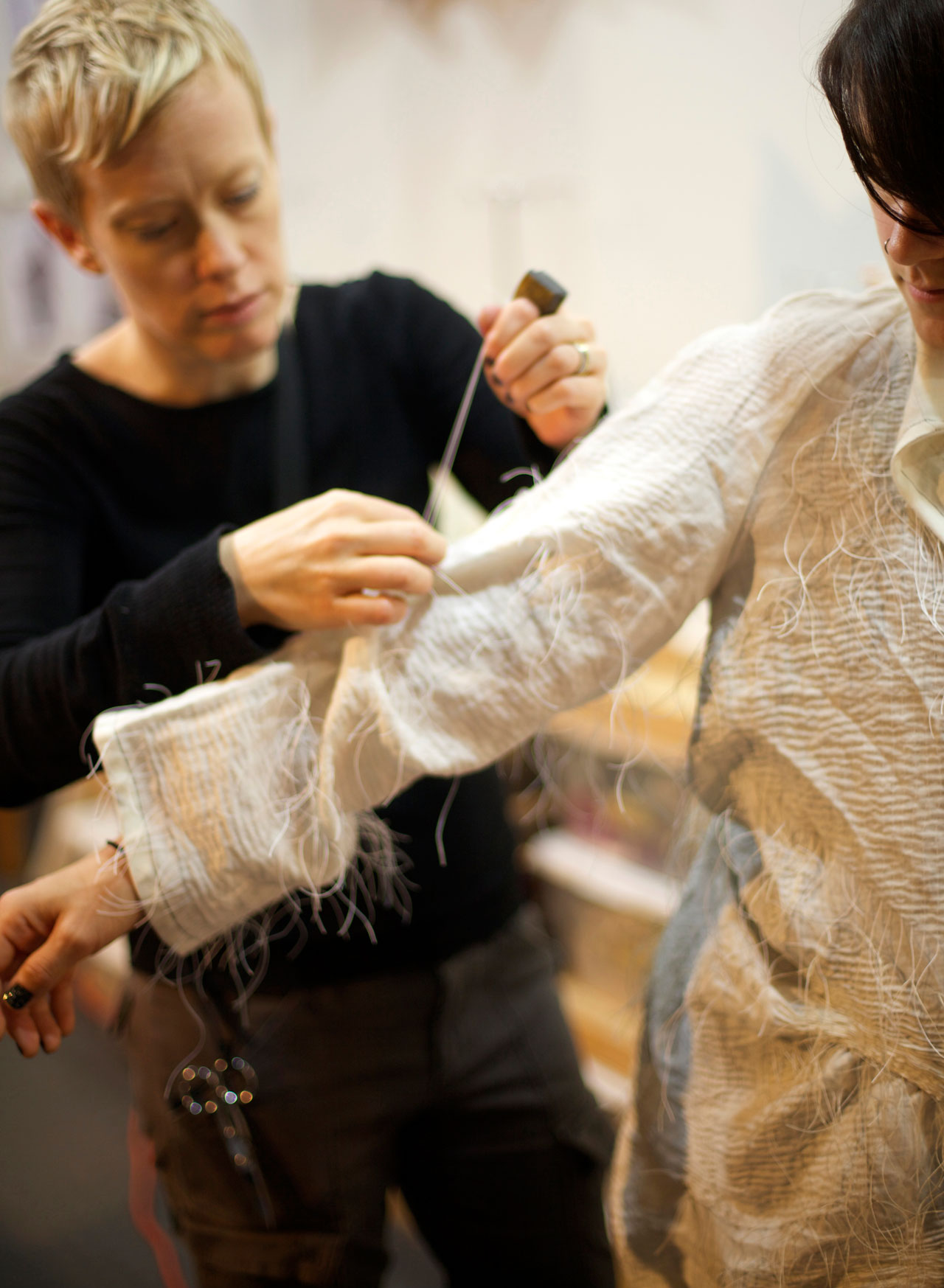 hand-stitching nui shibori